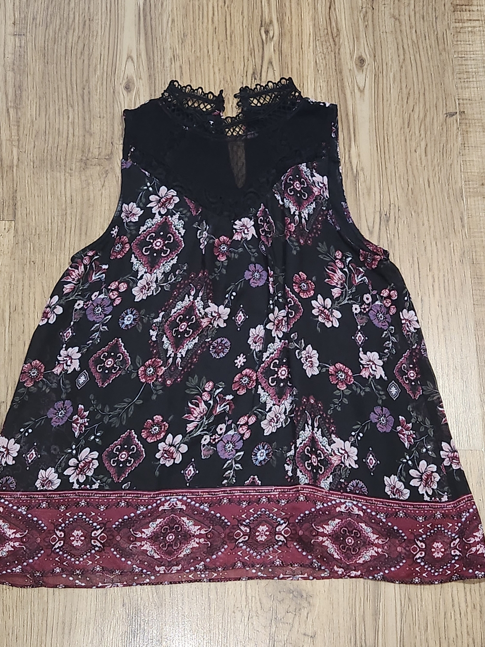 A. Byer Black Floral Lace-Trim Sleeveless Tank with Burgundy Border